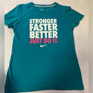 Teal Nike Slim Fit Tshirt Just do it Size Medium Athleisure Tshirt Workout Gear